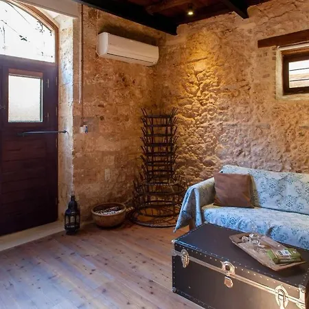 History And Charm * Chania (Crete)