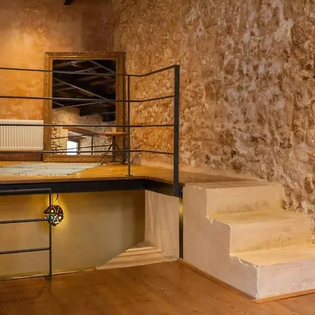 History And Charm Apartment Chania (Crete)